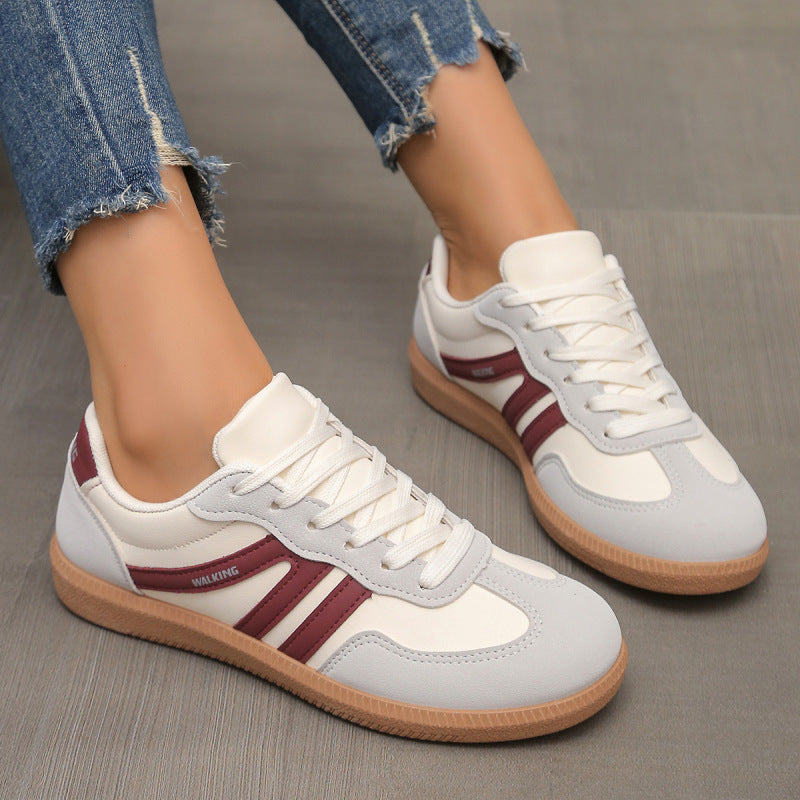 Moderne Dames Sneakers Met Veters En Casual Retro Look