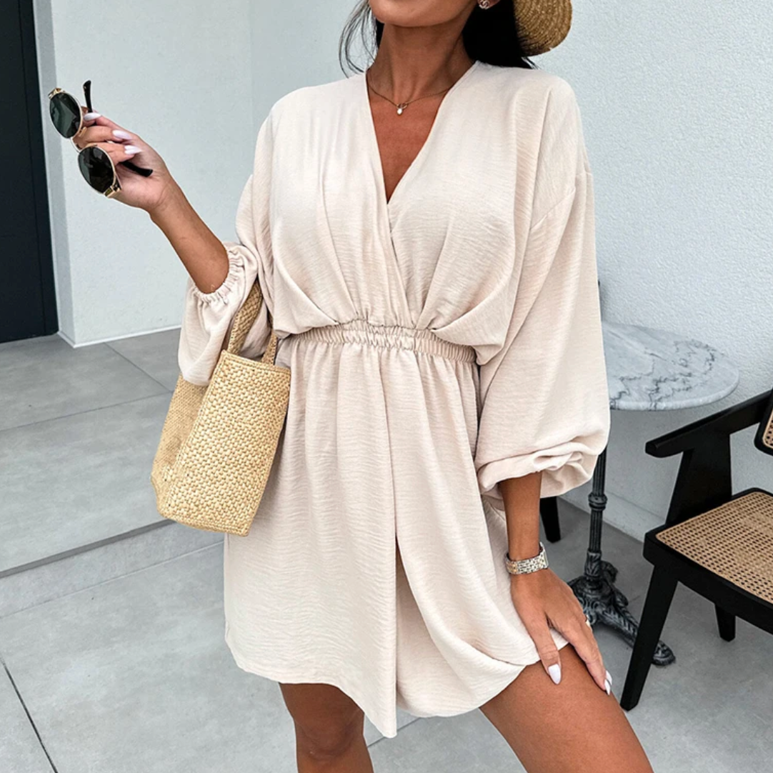 Korte Overslagjurk Met Ballonmouwen En Diepe V-Hals