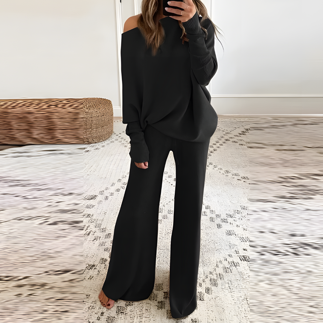 Off-Shoulder Lounge Set Van Ribstof – Comfort Meets Elegantie