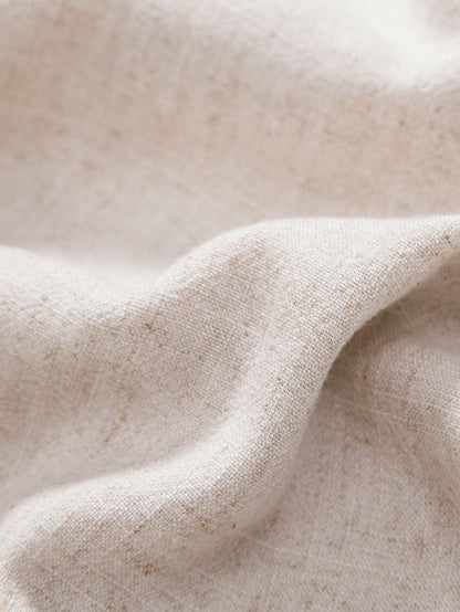 Heren zomeroutfit – luchtig overhemd met knopen & relaxte broek met opgerolde pijpen