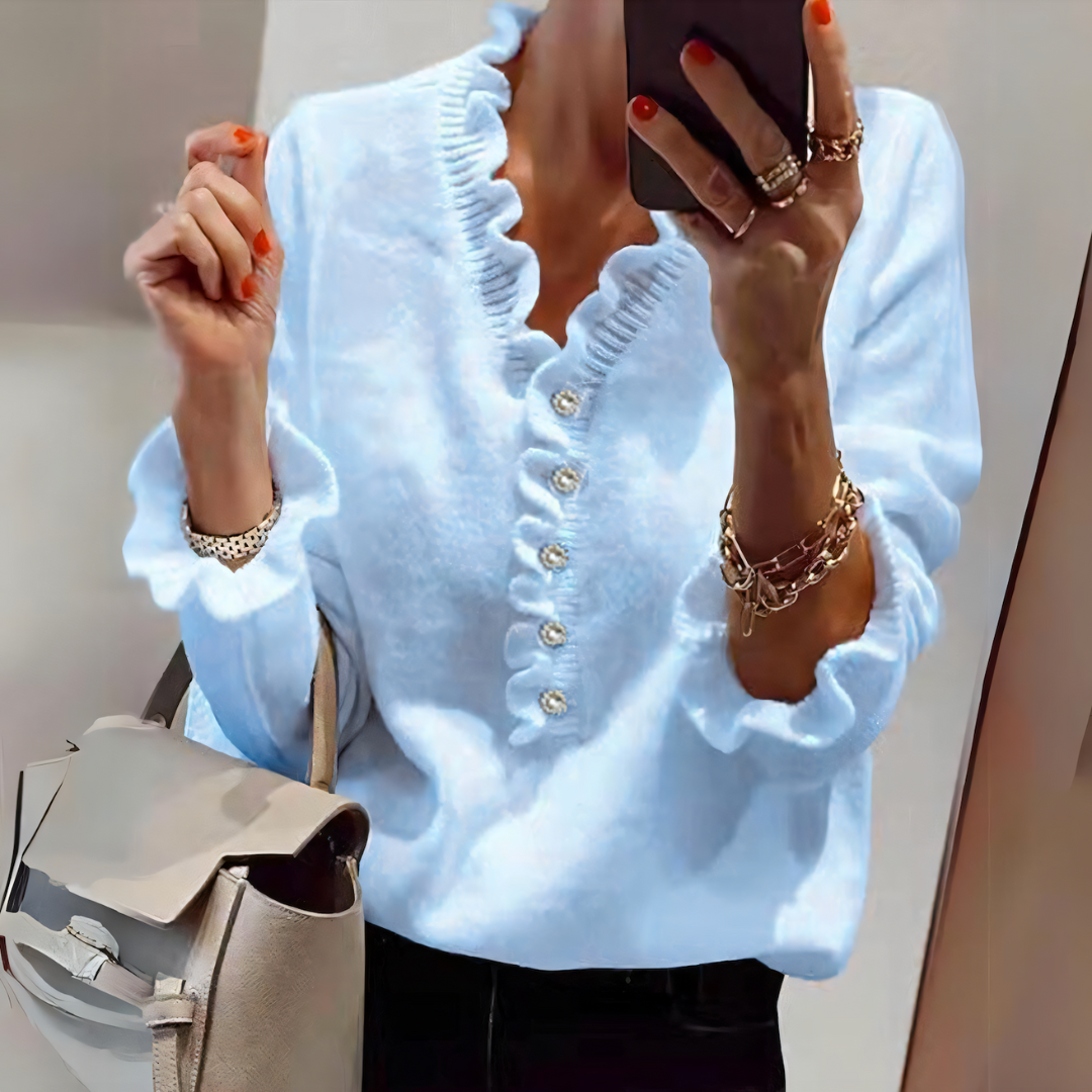 Zachte Trui Met Rufflekraag En Sierknopen – Vrouwelijke Chic Voor Elke Dag