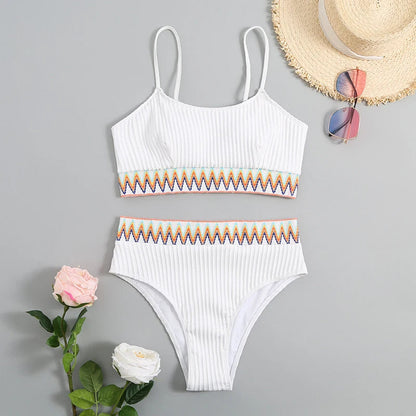 Bikini voor dames – ribstof met zigzagband, hoge taille & crop top – zomer en strand