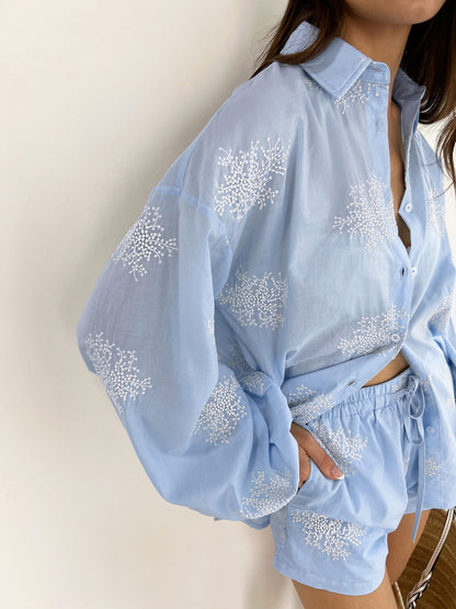 Elegante Dames Set Met Borduurwerk Top En Korte Broek – Zomer, Comfort & Stijlvolle Ontspanning