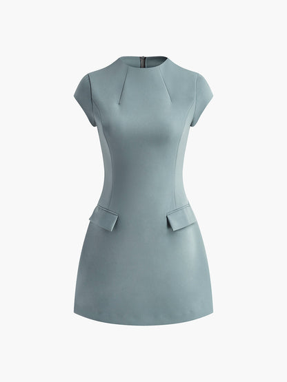 Mini Jurk Voor Dames – Hoge Halslijn, Cap Mouwen & Getailleerde Pasvorm