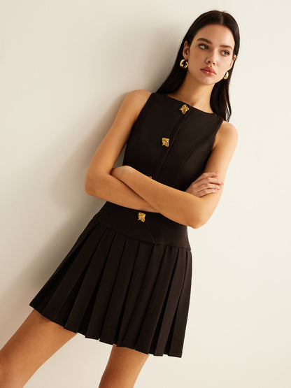 Elegante Metaal-Knoop Plissé Tank Jurk Voor Vrouwen – Luxe Stijl, Zachte Stof & Ideaal Voor Zomerse Avonden.