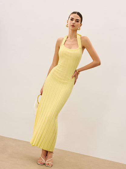 Elegante Halter Nek Jurk Voor Modebewuste Vrouwen – Ribbels, Gebreid Materiaal & Perfect Voor Zomerse Avonden.