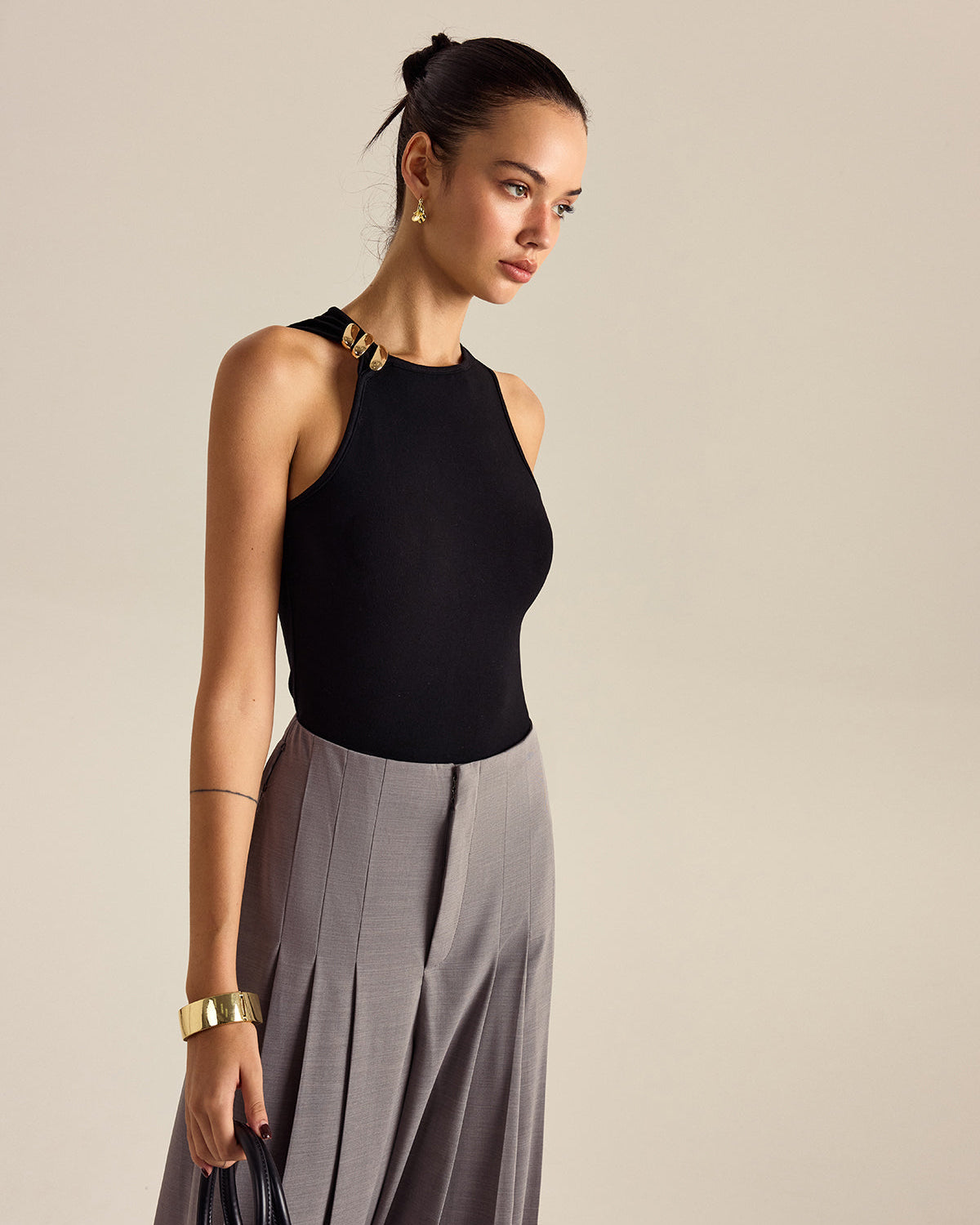 Glinsterende Mouwloze Top Voor Modebewuste Dames – Luxe Metaalstof, Elegante Pasvorm & Verfijnde Look Voor Elke Speciale Gelegenheid.