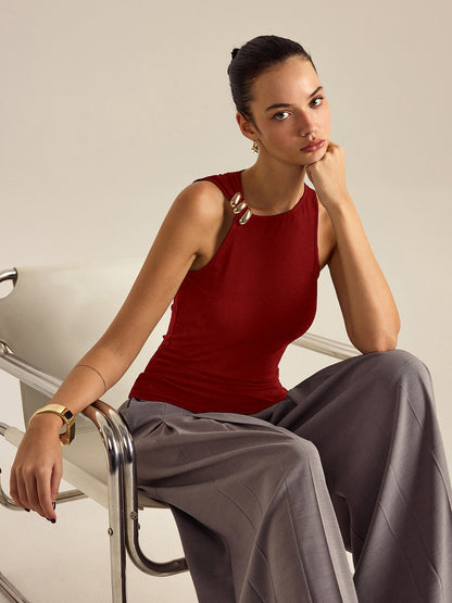 Glinsterende Mouwloze Top Voor Modebewuste Dames – Luxe Metaalstof, Elegante Pasvorm & Verfijnde Look Voor Elke Speciale Gelegenheid.