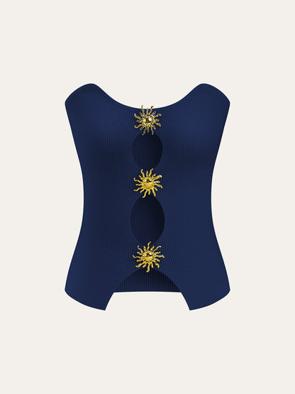 Gebreid Sweater Vest Voor Modebewuste Vrouwen – Elegant Metalen Uitsnijdingen, Verfijnde Textuur & Perfect Voor Lagen Over Stijlvolle Outfits.