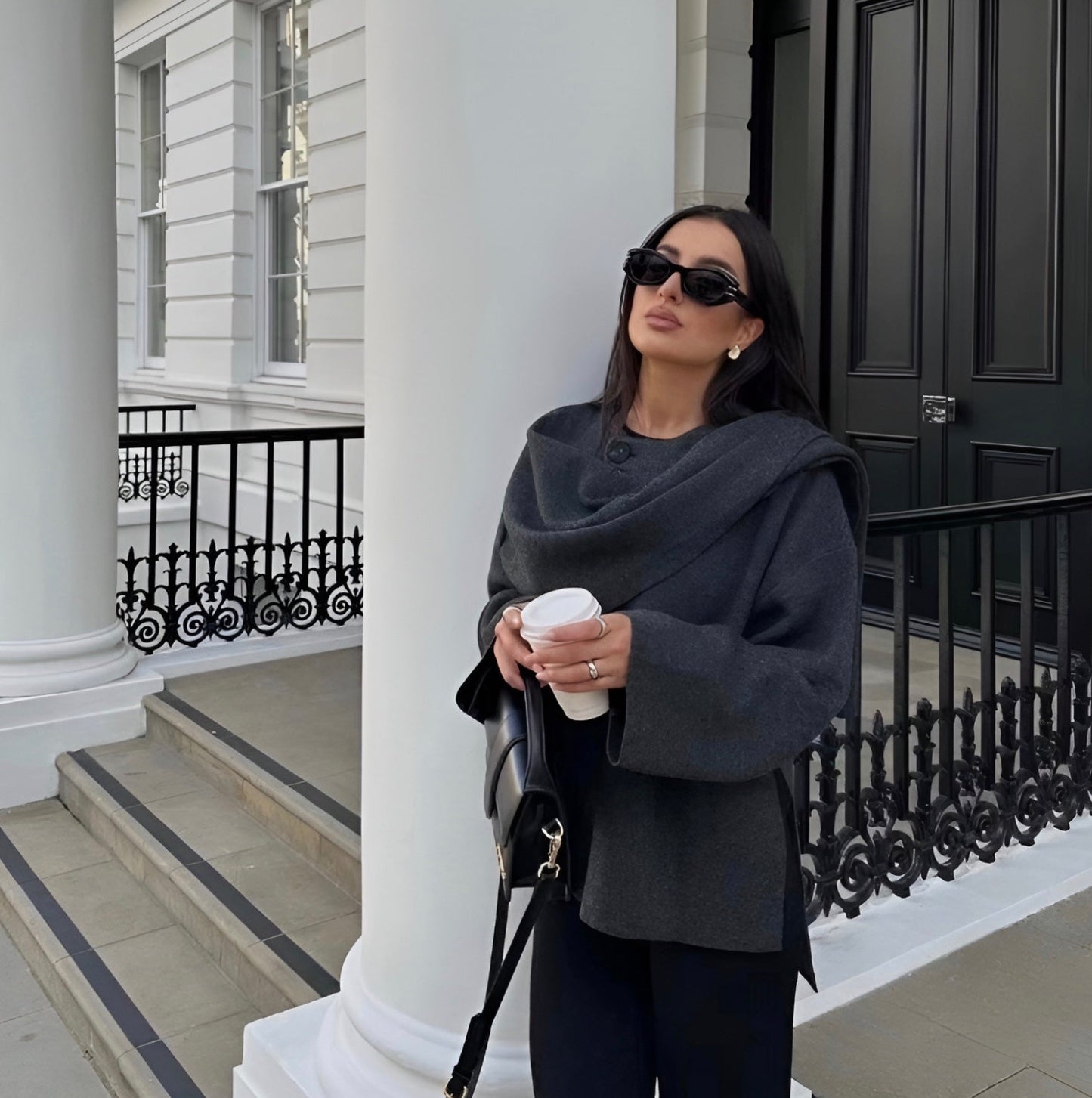 Cape Coat Voor Dames – Oversized Snit, Luxe Look & Ideaal Voor Herfst En Winter