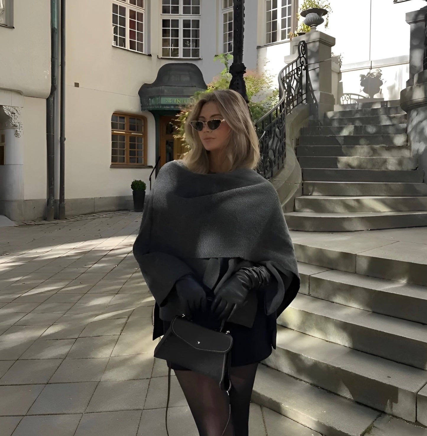 Cape Coat Voor Dames – Oversized Snit, Luxe Look & Ideaal Voor Herfst En Winter