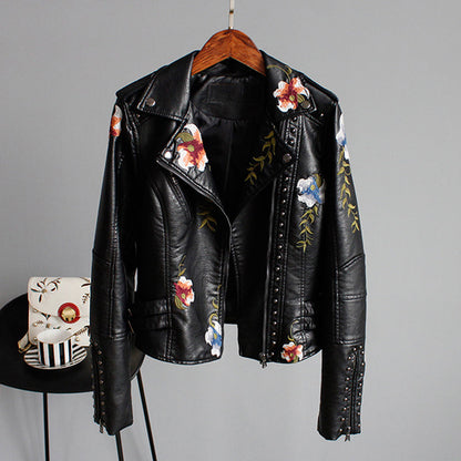 Geborduurde Bikerjack Met Bloemen En Studs – Eyecatcher Voor Lente, Herfst En Winter