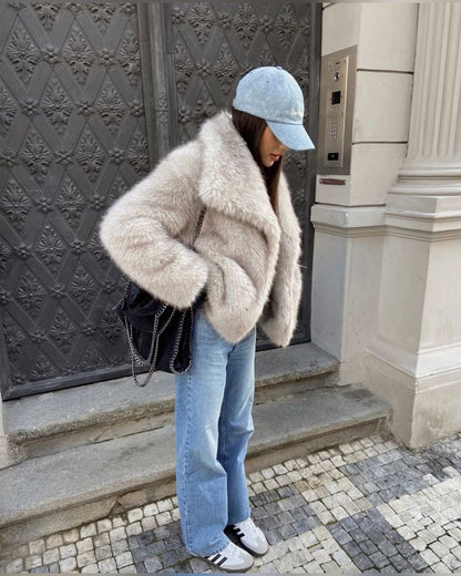 Dames Winterjas Met Luxe Faux Fur En Lange Pasvorm