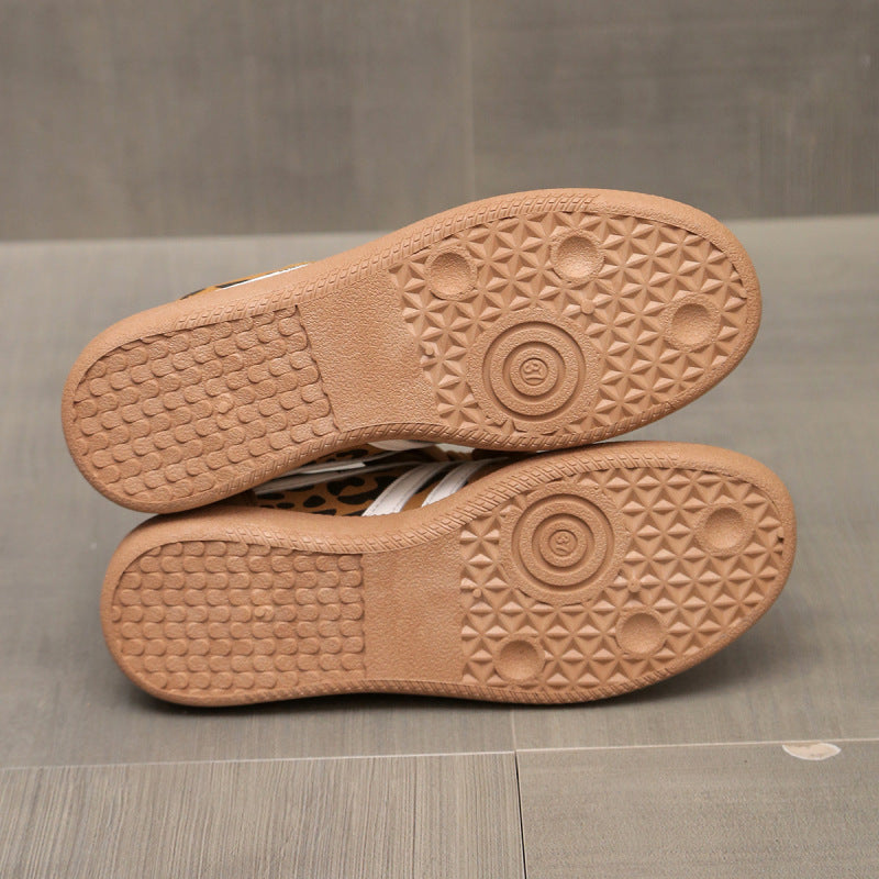 Moderne Dames Sneakers Met Veters En Casual Retro Look